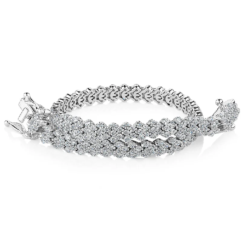 Women’s Designer Bracelet-Statement bracelet with 4.50 carats* of diamond simulants in sterling silver