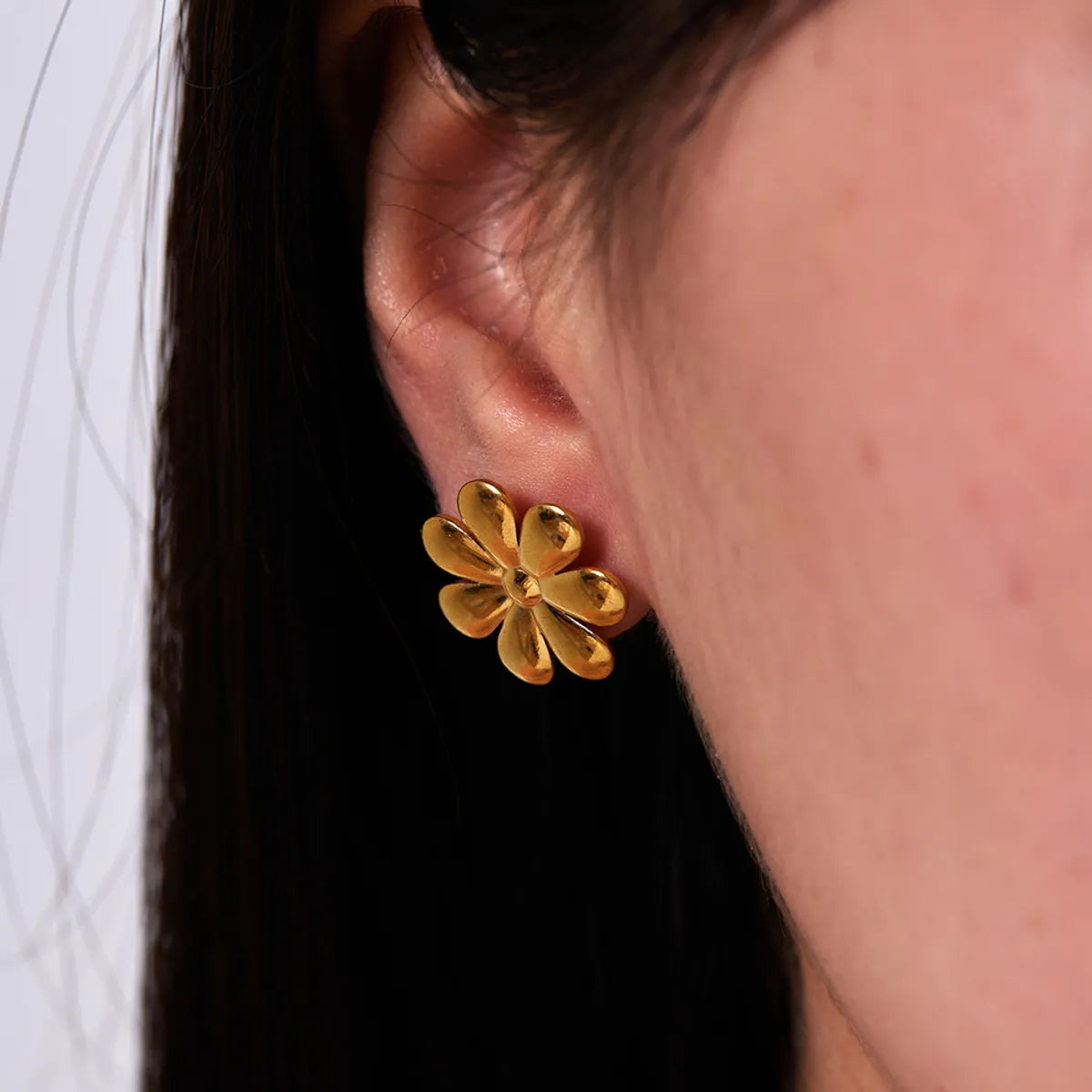 White Gold Earrings-1 Pair Basic Modern Style Flower Plating Stainless Steel 18k Gold Plated Ear Studs