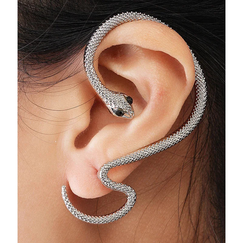 Dish Ear Snake Silver