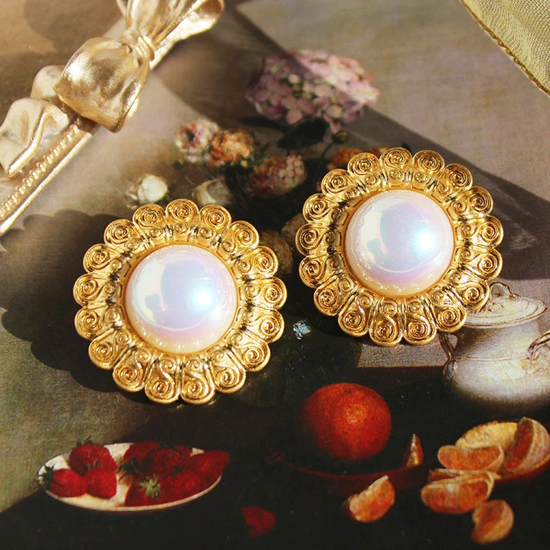 Silver Statement Earrings-1 Pair Retro Round Inlay Copper Pearl Ear Studs