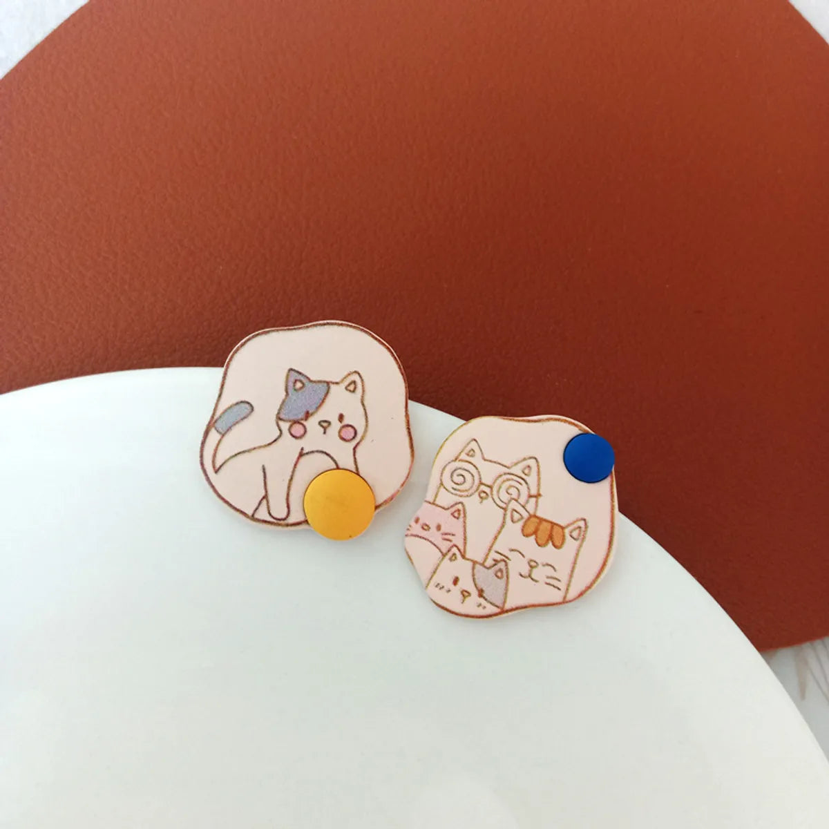 Luxurious Pearl Earrings-Cute Cat Alloy Asymmetrical Enamel Ear Studs