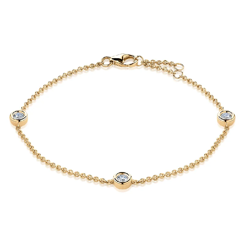 Classic Silver Bracelet-Premium Lab-Grown Diamond, 0.25 carat TW round brilliant solitaire bracelet in 10 carat yellow gold