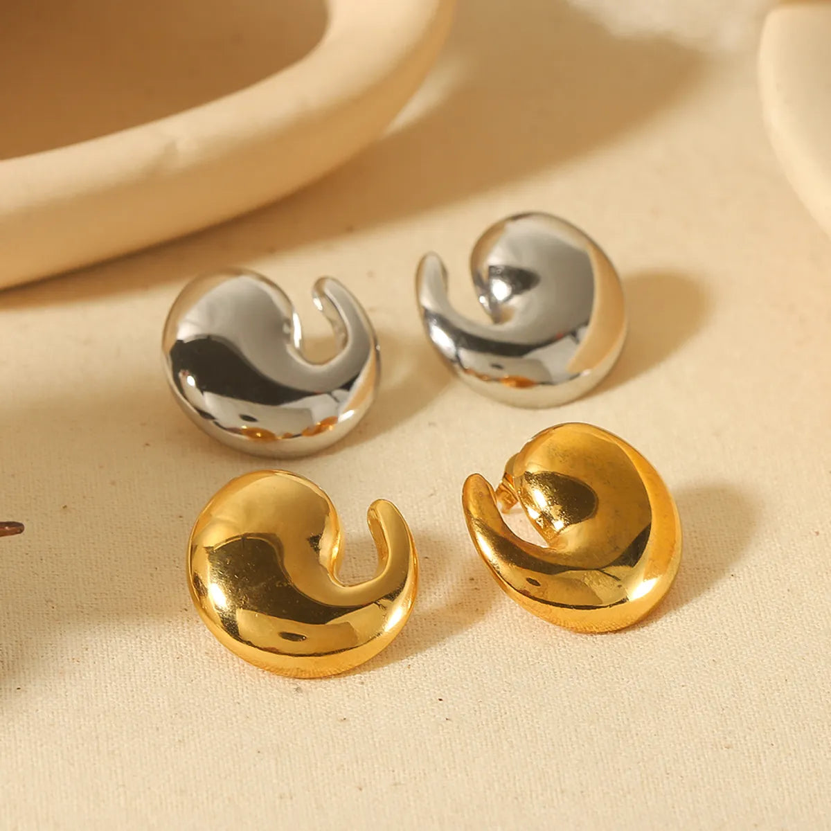 Custom Engraved Earrings-1 Pair Simple Style Solid Color Polishing Plating Stainless Steel 18k Gold Plated Ear Studs