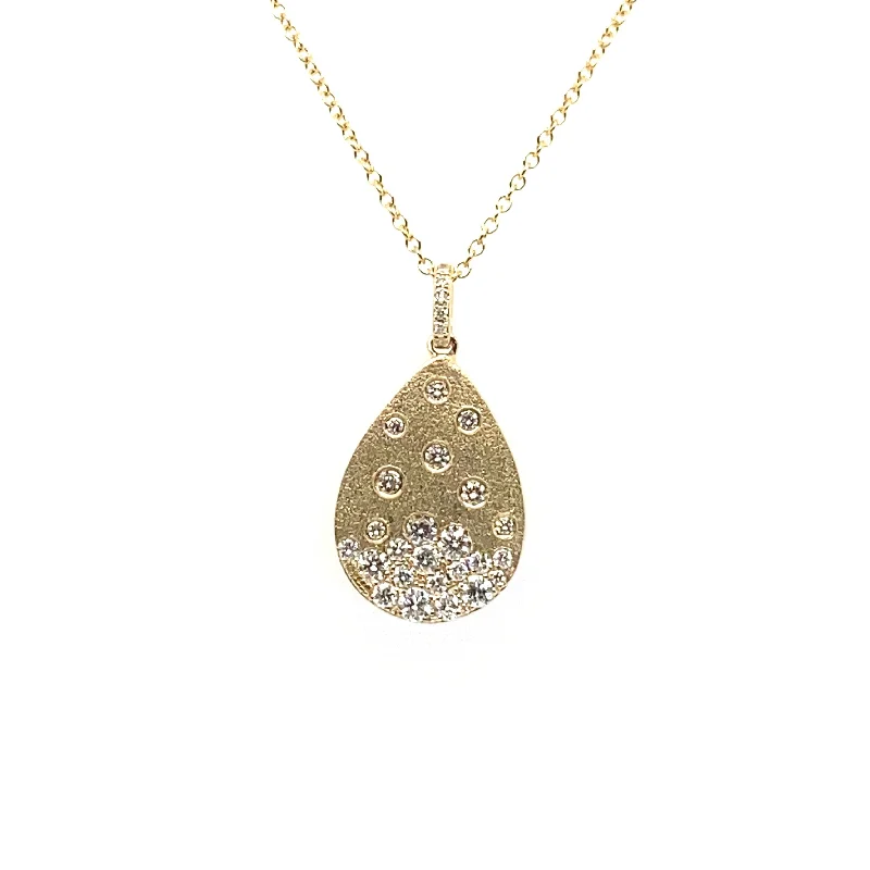 Sparkling Crystal Necklace-Diamond Confetti Pear Shape Necklace