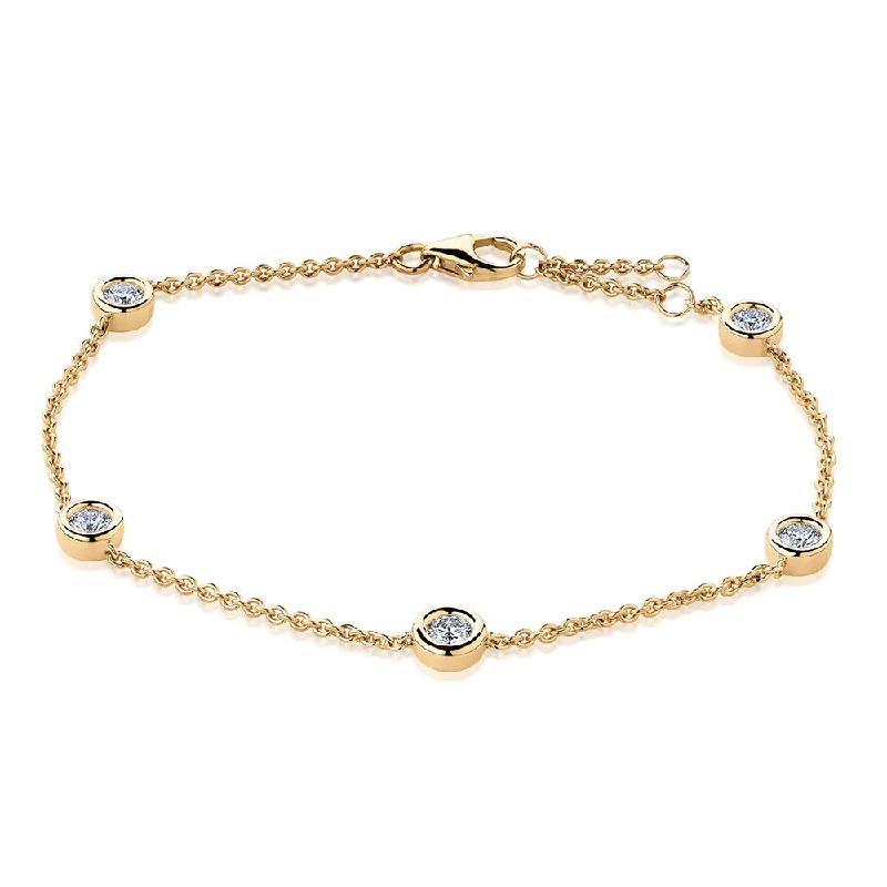 Elegant Pearl Bracelet-Premium Lab-Grown Diamond, 0.50 carat TW round brilliant solitaire bracelet in 10 carat yellow gold