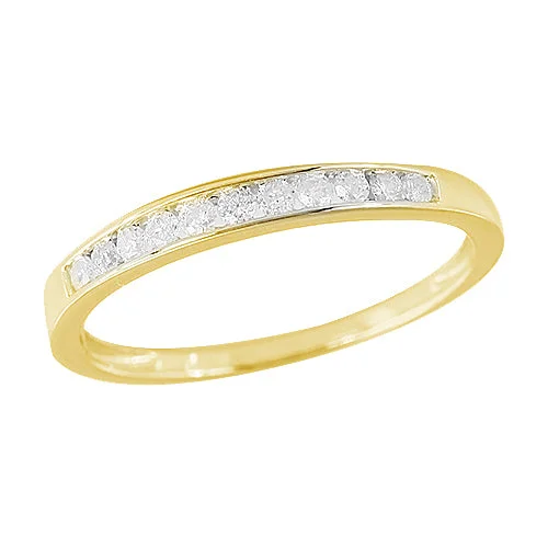 Simple Silver Ring-10KY 0.20CTW DIAMOND 11-STONE CHANNEL BAND